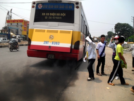 Đầu tư hơn 35 tỷ để cải thiện vận tải công cộng Hà Nội - 1 Đầu tư hơn 35 tỷ để cải thiện vận tải công cộng Hà Nội