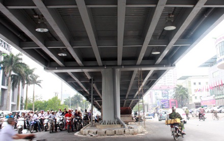 Cầu lắp ghép đầu tiên ở Hà Nội trước ngày thông xe