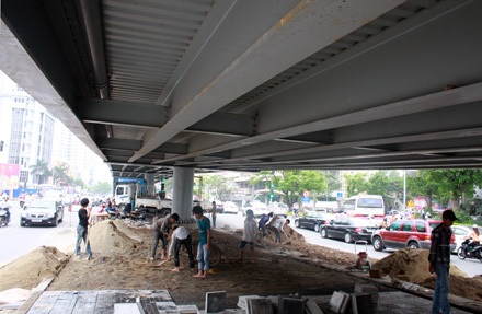 Cầu lắp ghép đầu tiên ở Hà Nội trước ngày thông xe