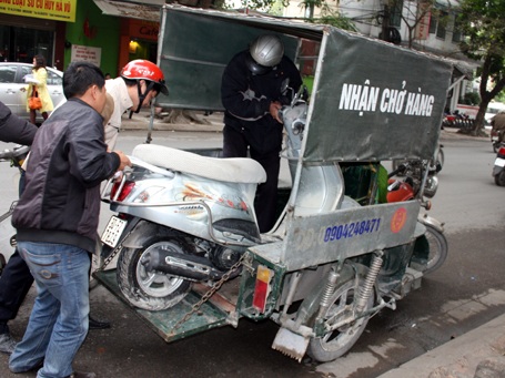 “Siết” hoạt động của xe tự chế 3-4 bánh