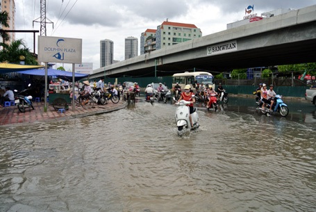 Cùng vượt... sông