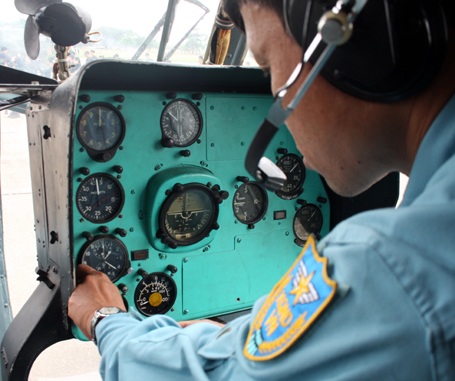 Các phi công chuẩn bị trước giờ cất cánh