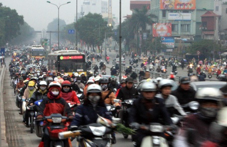 Ra đường từ mờ sáng cho kịp giờ học mới - 15