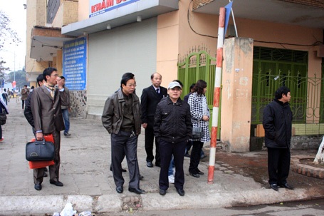 Ra đường từ mờ sáng cho kịp giờ học mới - 7