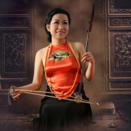 NSƯT Minh Phương: Liều làm “mới” chèo để kéo khán giả đến sân khấu! - 1 NSƯT Minh Phương