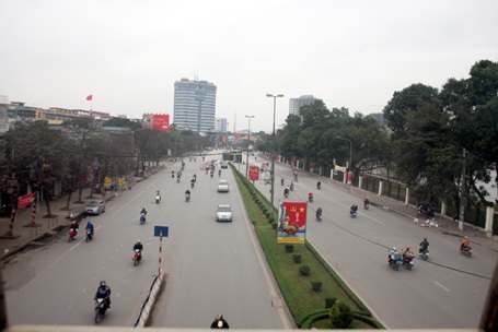 Sau cả năm chịu cảnh ùn tắc, hôm nay người dân cảm thấy nhẹ tênh khi đi trên đường