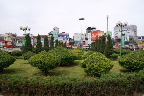 Hiệp hội Vận tải “thúc” khởi công cầu vượt qua Đàn Xã Tắc - 1 Đàn Xã Tắc