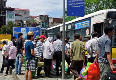 Hà Nội sẽ sử dụng công nghệ thẻ vé điện tử cho người sử dụng phương tiện công cộng