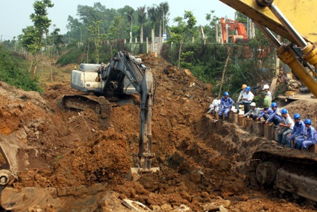 Đây là sự cố bất khả kháng lần hai làm ảnh hưởng đến hơn 70 nghìn hộ dân Hà Nội
