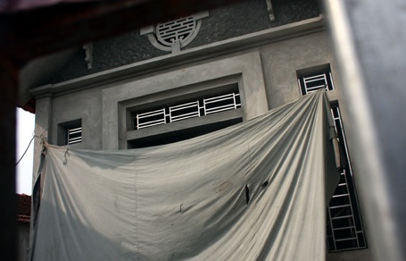 Một ngôi nhà mới tinh trong làng cổ Đường Lâm