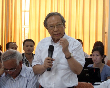 Cách nhà khoa học bàn cách giải quyết những khó khăn bức xúc của người dân Đường Lâm