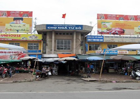 Hà Nội xem xét dừng trung tâm thương mại Ngã Tư Sở - 1 Chợ Ngã Tư Sở hiện nay đang xuống cấp (ảnh ANTĐ)