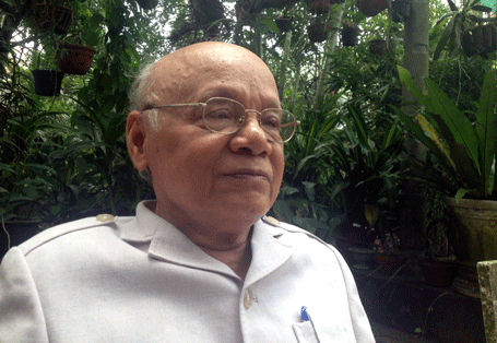 “Nhân dân đến với anh Văn không phải để tìm ô dù” - 1 “Nhân dân đến với anh Văn không phải vì công việc hay tìm ô dù!”