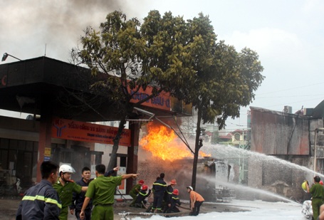 Vụ cháy cây xăng dầu kinh hoàng trên đường Trần Hưng Đạo cách đây chưa lâu