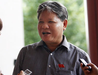 Bộ trưởng Bộ Tư pháp: Có thẻ căn cước vẫn cần giấy khai sinh - 1 Theo Bộ trưởng Bộ Tư pháp Hà Hùng Cường, giấy khai sinh nên được duy trì như hiện nay