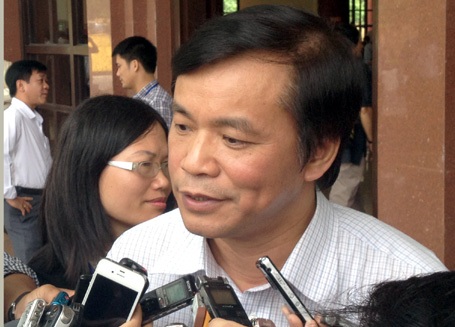 Ông Nguyễn Hạnh Phúc - Chủ nhiệm Văn phòng Quốc hội trả lời báo chí