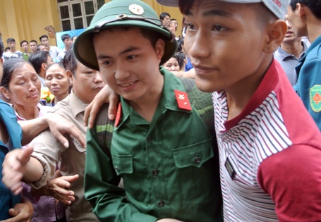 Các tân binh sẽ được về thăm nhà sau ba tháng luyện quân