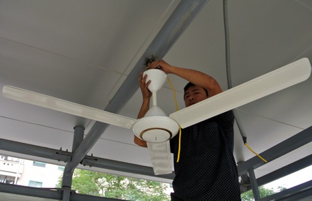 Mỗi nhà chờ được lắp tới 6 quạt trần