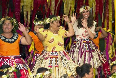 Những tục lệ chào hỏi “có một không hai” trên thế giới - 1 Những tục lệ chào hỏi “có một không hai” trên thế giới