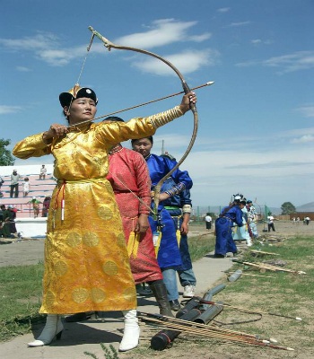 Độc đáo lễ hội Naadam lớn nhất Mông Cổ - 3 Độc đáo lễ hội Naadam lớn nhất Mông Cổ