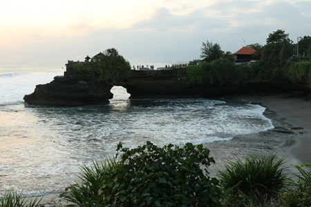 Thăm đảo Bali, nơi vẹn nguyên bản sắc dân tộc - 8 Những mái đền lợp bằng lá dừa đặc trưng trên đảo Bali