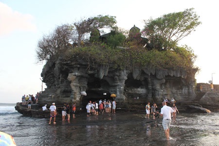 Thăm đảo Bali, nơi vẹn nguyên bản sắc dân tộc - 9 Những mái đền lợp bằng lá dừa đặc trưng trên đảo Bali
