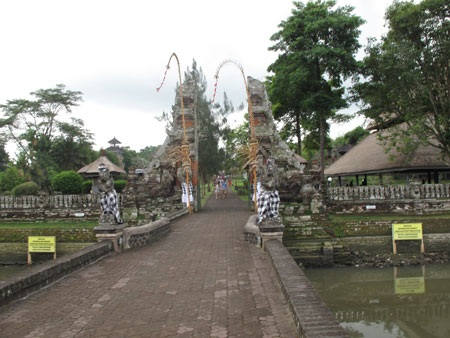 Thăm đảo Bali, nơi vẹn nguyên bản sắc dân tộc - 2 Thăm đảo Bali, nơi vẹn nguyên bản sắc dân tộc