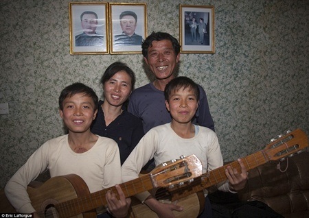 Lạ lẫm với kiểu du lịch homestay ở “đất nước bí ẩn nhất thế giới” - 12 Cuộc sống lao động vùng nông thôn ở Triều Tiên vẫn gặp rất nhiều khó khăn