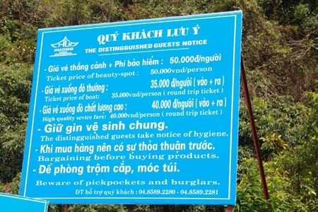 Trẩy hội chùa Hương cần lưu ý những điều gì - 6 Ban tổ chức chùa Hương công khai số điện thoại đường dây nóng tại nhiều điểm tham quan