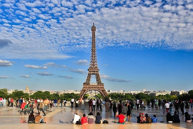 "Biểu tượng của nước Pháp" tạm thời đóng cửa - 1 Tháp Eiffel, biểu tượng của nước Pháp cũng đóng cửa vì nhân viên đình công