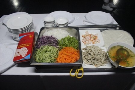 Cùng với phong cảnh đẹp của Việt