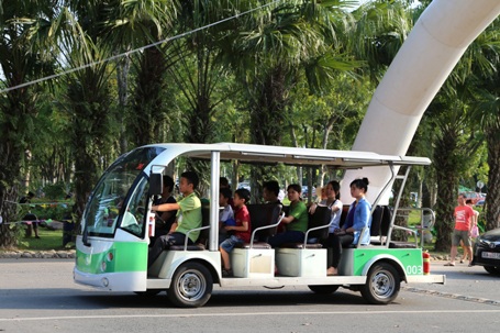 Tham quan trong lòng khinh khí cầu cũng đem đến nhiều cảm xúc thú vị