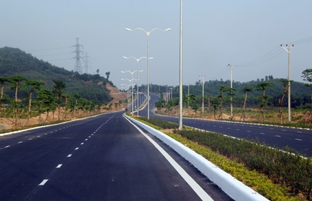 Tuyến đường đẹp nhất Đà Nẵng chính thức đi vào hoạt động - 1 Tuyến đường đẹp nhất Đà Nẵng chính thức đi vào hoạt động