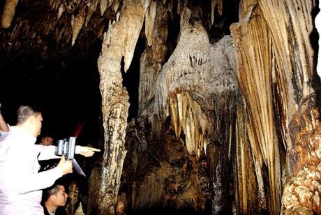 Ngắm hang động tuyệt đẹp mới phát hiện ở Cao nguyên đá Đồng Văn - 3 Ngắm hang động tuyệt đẹp mới phát hiện ở Cao nguyên đá Đồng Văn