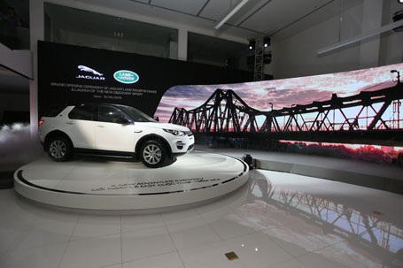 Bạn đồng hành cho những chuyến phiêu lưu: Land Rover Discovery sport