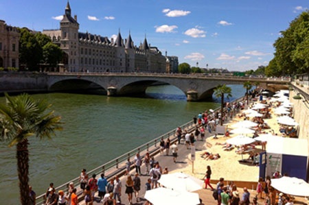 Hè này, châu Âu có gì thú vị? - 2 Paris Plage – bãi biển giữa lòng thủ đô nước Pháp