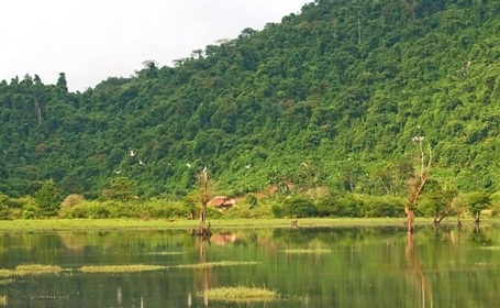 Khung cảnh thoáng mát, lãng mạn hứa hẹn sẽ mang lại cho bạn giây phút nghỉ ngơi thư giãn thoải mái