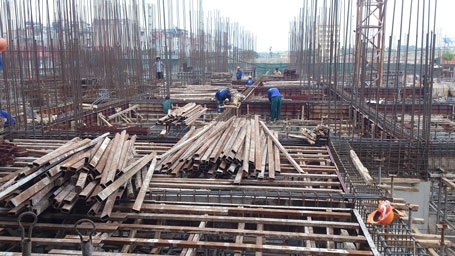 Tháp T2 đang được xây dựng đến tầng bán hầm và sẽ được mở bán trong thời gian ngắn tới.