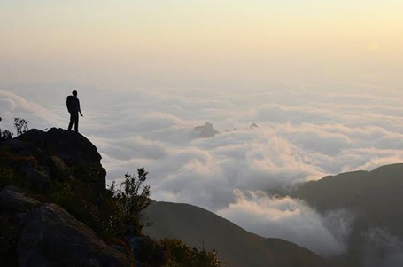 Sắp có tour du lịch leo núi chinh phục đỉnh Bạch Mộc Lương Tử - 1 Sắp có tour du lịch leo núi chinh phục đỉnh Bạch Mộc Lương Tử