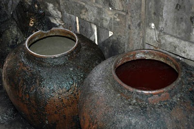 Mỡ đen ngòm đem rán quẩy