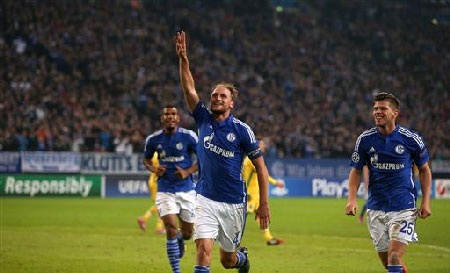 Bản tin thể thao ngày 16/12 - 1 Howedes khẳng định Schalke có thể đánh bại Real Madrid