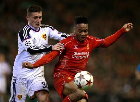 Sterling từ chối ký hợp đồng mới với Liverpool vì chê lương ít