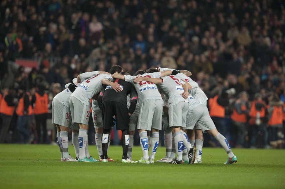 Abidal có mặt
trên sân Nou Camp để cổ vũ cho đội bóng cũ Barca