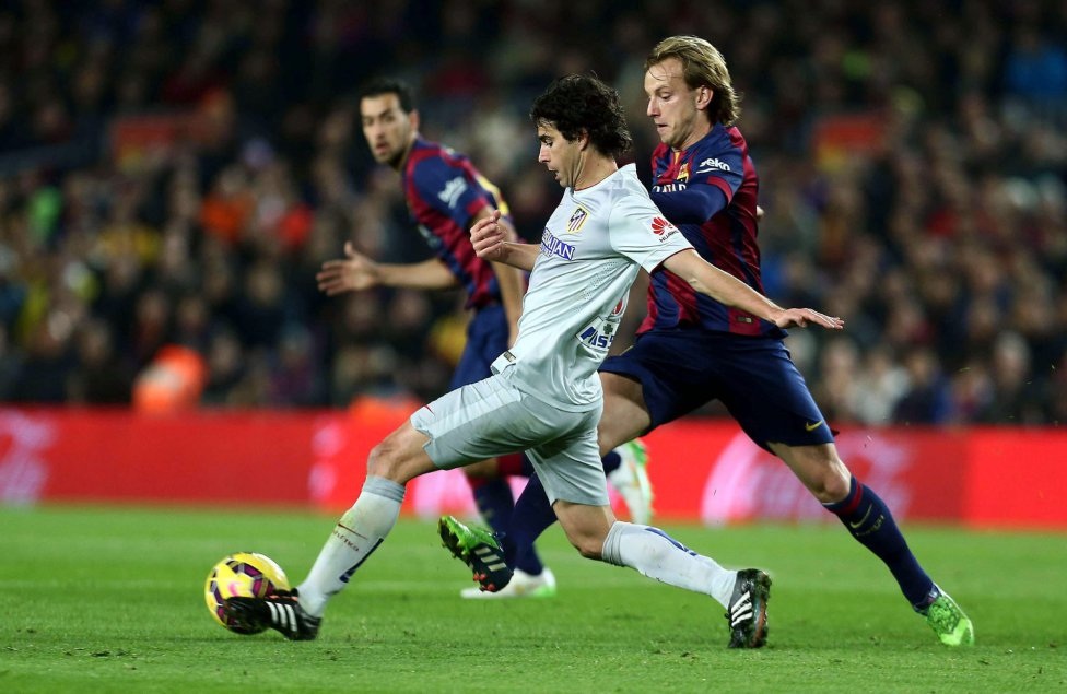 Niềm vui
khó tả của các cầu thủ đội chủ nhà.