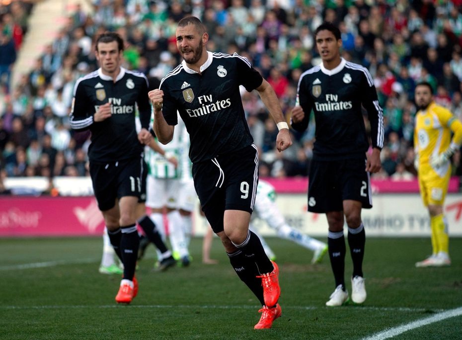 Nửa mùa giải, Real Madrid đã chạm mốc 100 bàn - 1 Real Madrid
là đội bóng có hiệu suất ghi bàn ấn tượng nhất tại châu Âu