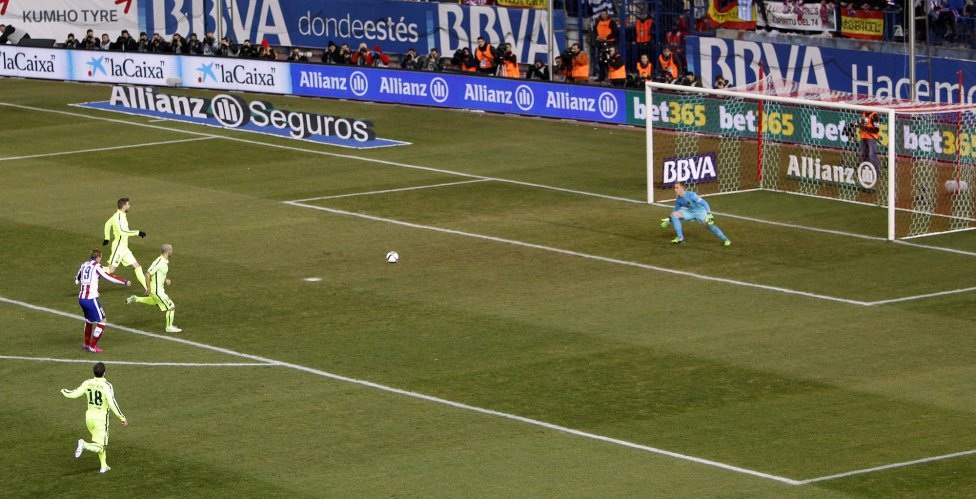 Nhìn lại màn rượt đuổi tỉ số ngoạn mục giữa Atletico và Barca - 5 Trở lại
Atletico, Torres đang cho thấy dấu hiệu hồi sinh.