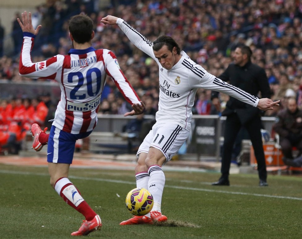 Nhìn lại 90 phút Atletico “tàn sát” Real Madrid ở Vicente Calderon - 20 ...trái ngược hoàn toàn với C.Ronaldo.