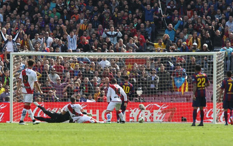 Nhìn lại 90 phút thăng hoa của bộ đôi Messi-Suarez - 14 Barca áp đảo hoàn toàn trong hiệp 2.
