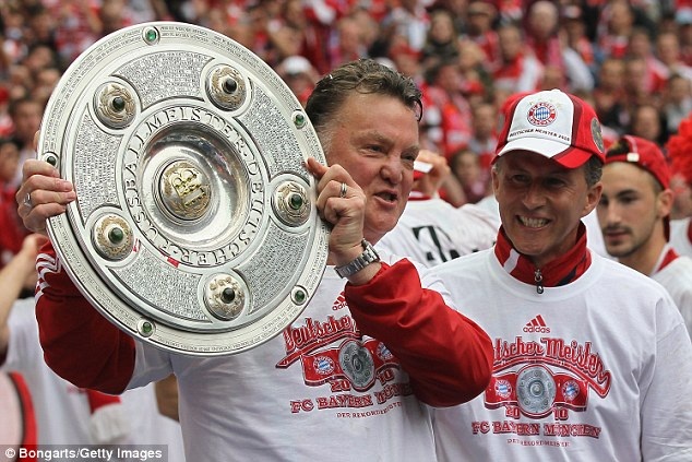 Mourinho kém xa Guardiola về khoản "săn danh hiệu" - 6 Van Gaal sẽ tiếp nối thành công trong sự nghiệp tại Old Trafford?