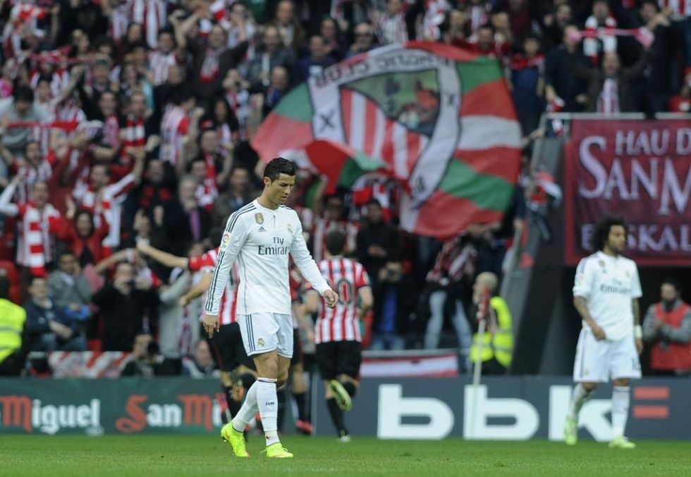 Nhìn lại thất bại thảm hại của Real Madrid trên “tử địa” San Mames - 16 Gương mặt đầy thất vọng của C.Ronaldo.